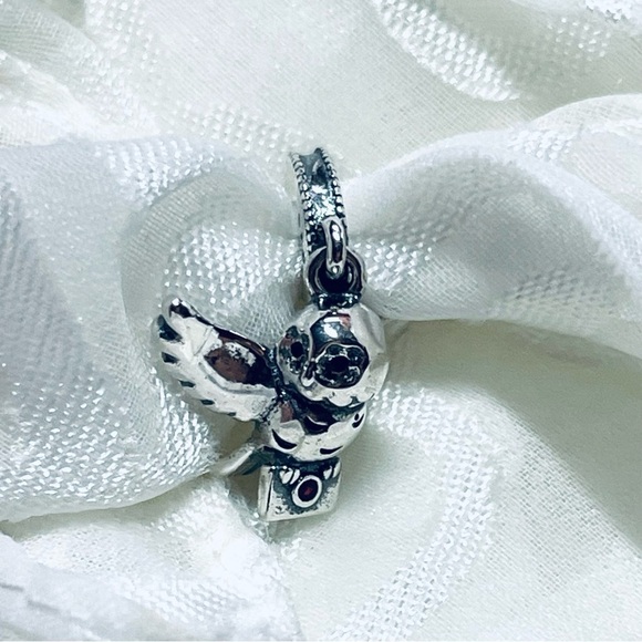 NWOT Hedwig Owl Charm 🦉 – Harry Potter ⚡ - Picture 2 of 12